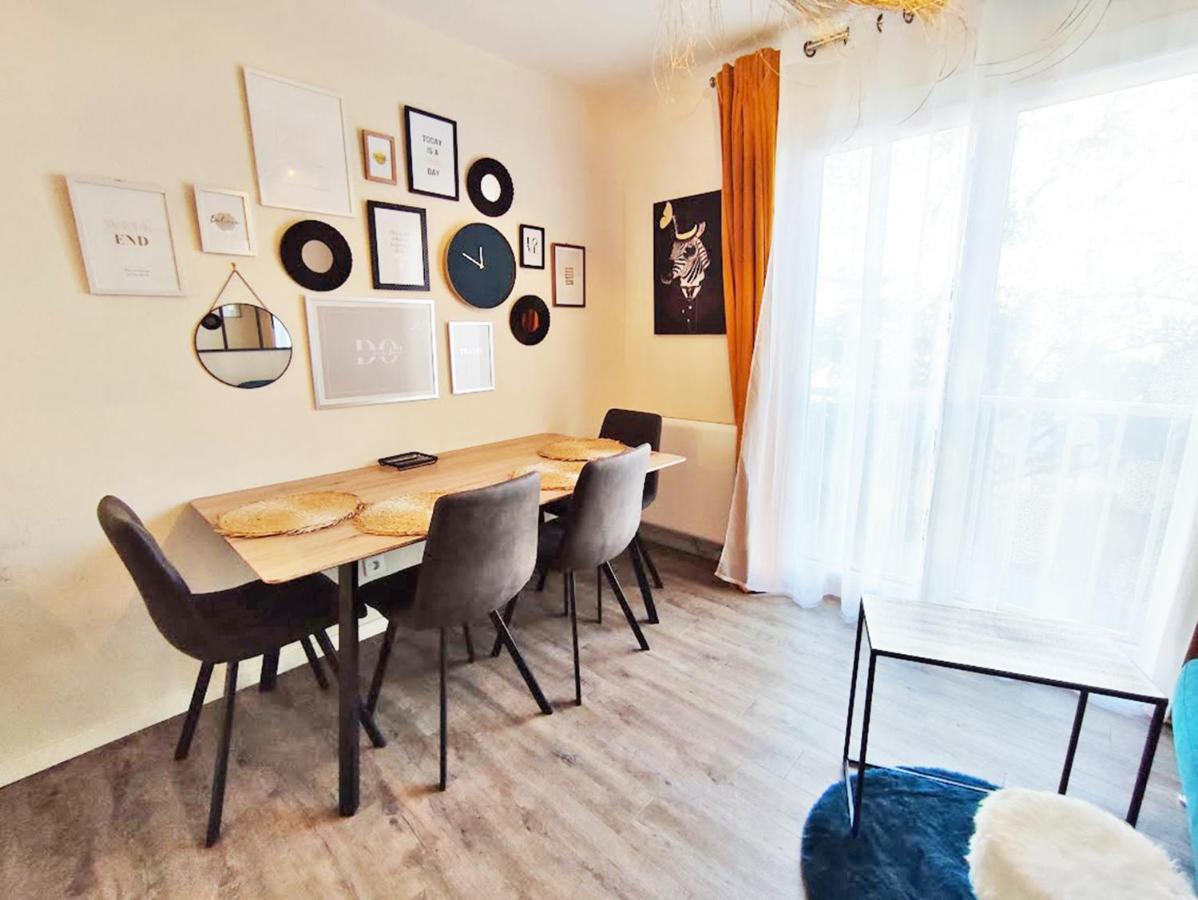 L'Escampette, Duplex T3, Centre Luchon, Wifi, Casier A Skis, 4 Personnes Bagnères-de-Luchon Εξωτερικό φωτογραφία